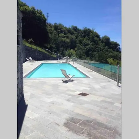 Beautiful Poolside And Stunning View Gardenia Semesterbostad Bellano